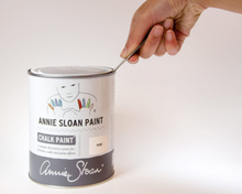 Load image into Gallery viewer, The perfect addition to any painter’s toolbox and the ideal partner to Chalk Paint® and Wall Paint by Annie Sloan. The Annie Sloan Tin Opener is made of 100% stainless steel and is on a handy keyring for safe keeping. The Tin Opener measures at 2cm x 9cm, packaged in a small paper envelope measuring 5cm x 13.5cm.