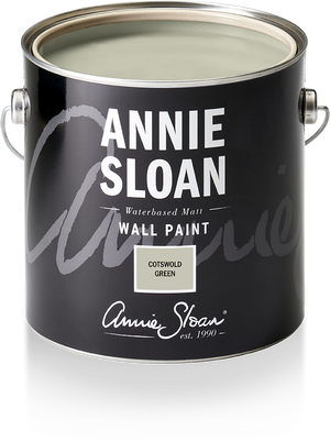 This is a universally popular, relaxing, traditionally rustic green that painters will be familiar with from exterior work on French chateaus and Cotswold villages. It’s a grey-green encompassing qualities of both; the simplicity of grey and the tranquillity of green to give a shade that is easy to use. Also perfect in grand millennial scenes alongside other pastels. This shade has been developed to match a colour mix of Chalk Paint® in Chateau Grey and Old White.