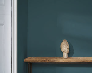 Aubusson Blue is a dark greeny-blue, inspired by the sumptuous Prussian Blue pigment used in artwork throughout the 19thCentury, including Van Gogh’s Starry Night, and Hokusai’s The Great Wave off Kanagawa. This colour will create a dramatic and luxe environment, especially when paired with golds.  Please note, we only ship the 4 oz sample size of wall paint. Gallons are in-store pickup only.