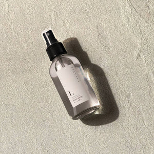 Our lavender linen spray combines relaxing Lavender essential oil and Sandalwood oil to refresh your clothing, linens, and upholstery. Just a spritz will create a sublime ambiance.