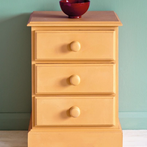 This rich, deep yellow was inspired by the town of Arles in the south of France where a wide range of earthy yellow ochres are dug straight from the ground. It’s a natural rustic colour as well as a modern colour.