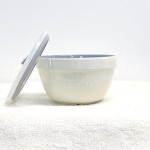 Equal parts durable and versatile, this all-purpose bowl set offers sturdy construction and an air-tight lid crafted using dishwasher and microwave-safe materials.  Includes bowl and lid 6.3'' W x 3.54'' H x 6.3'' D Stoneware Dishwasher- and microwave-safe Imported