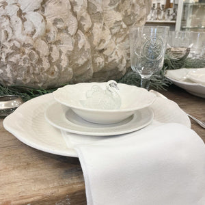 This set of four 20x20 napkins is the perfect blank canvas for serious crafters to display their handcrafted masterpieces. One can use it for embroidery and appliques, silk screening, screen printing, heat transfers, painting, DIY crafting, and a variety of fun activities. Not only are they great for crafts, but for beautiful home decor.  Materials: 100% Cotton  - Heavy Weight  - High Quality   - High Absorbent   - Lint-Free  - Organic   - Sustainable