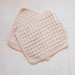 These wash cloths are hand knit with a thick tire tread trim and a bumpy surface for increased grip and scrubbing power. These durable wash cloths provide luxury scrubbing when taking a bath, shower, or dry scrubbing. Perfect for those who want a good scrubbing without damaging their skin.